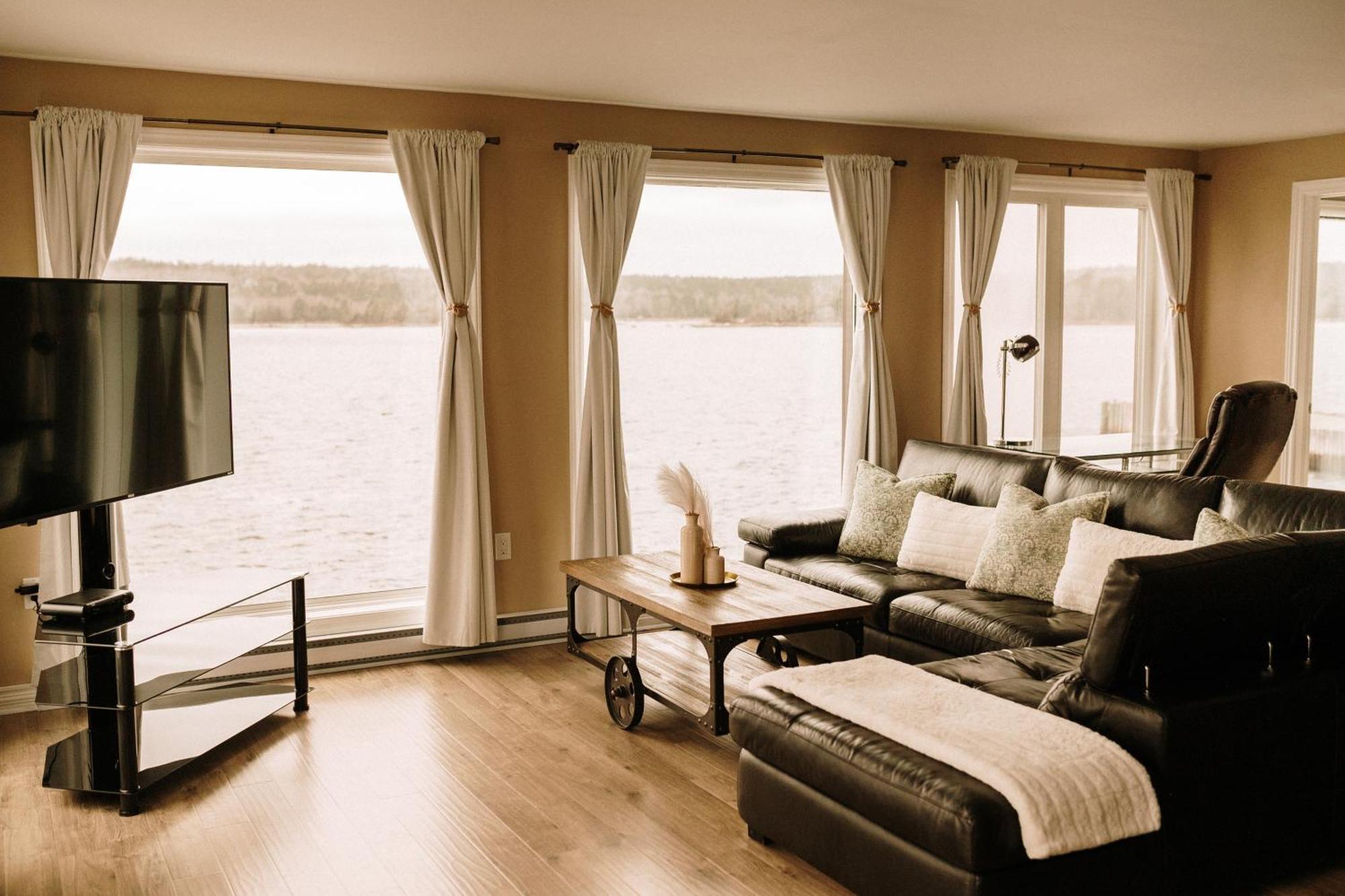 Albert'S Shelburne Extérieur photo